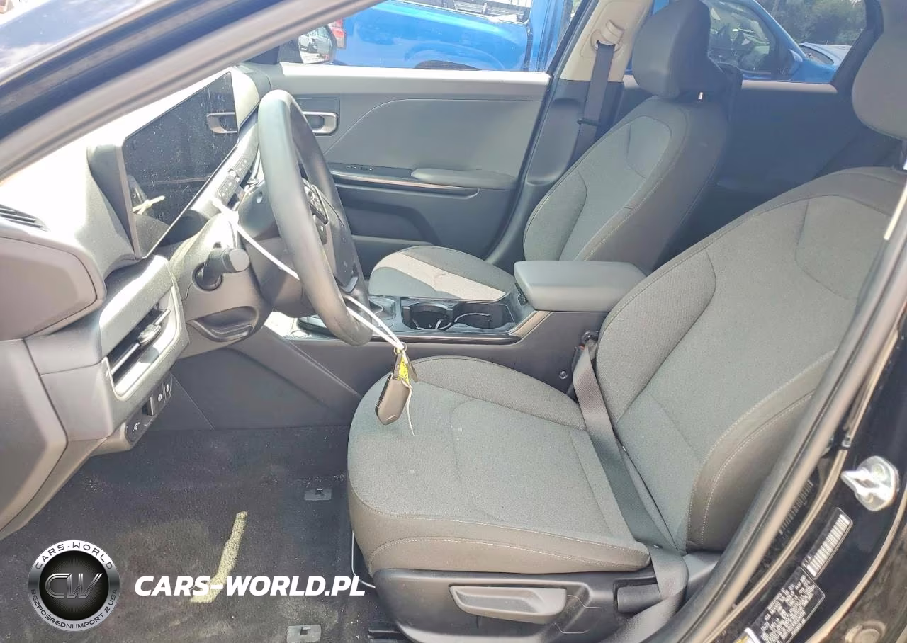 2025 Kia K4 Lxs VIN:3KPFT4DE4SE234439 - 7