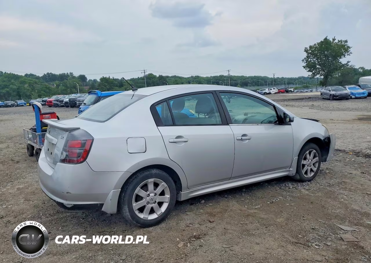 2010 Nissan Sentra 2.0 VIN:3N1AB6AP1AL697716 - 3