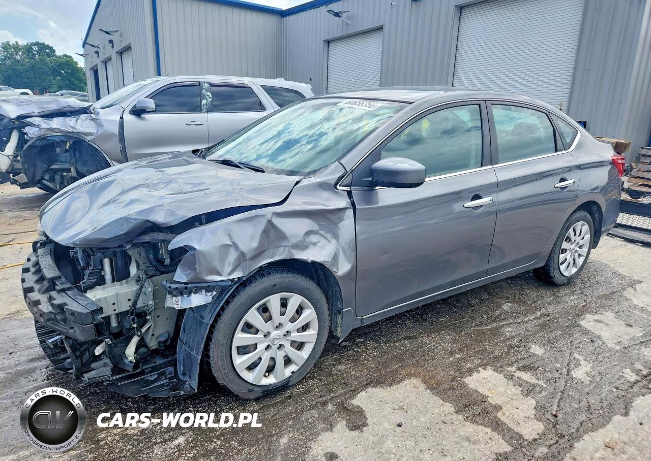 2018 Nissan Sentra S – zdjęcie 1 z 13