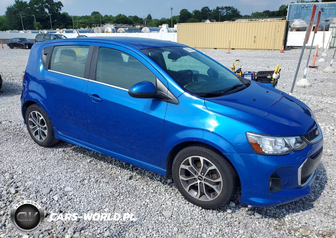 2019 Chevrolet Sonic Lt VIN:1G1JD6SB3K4139604 - 4