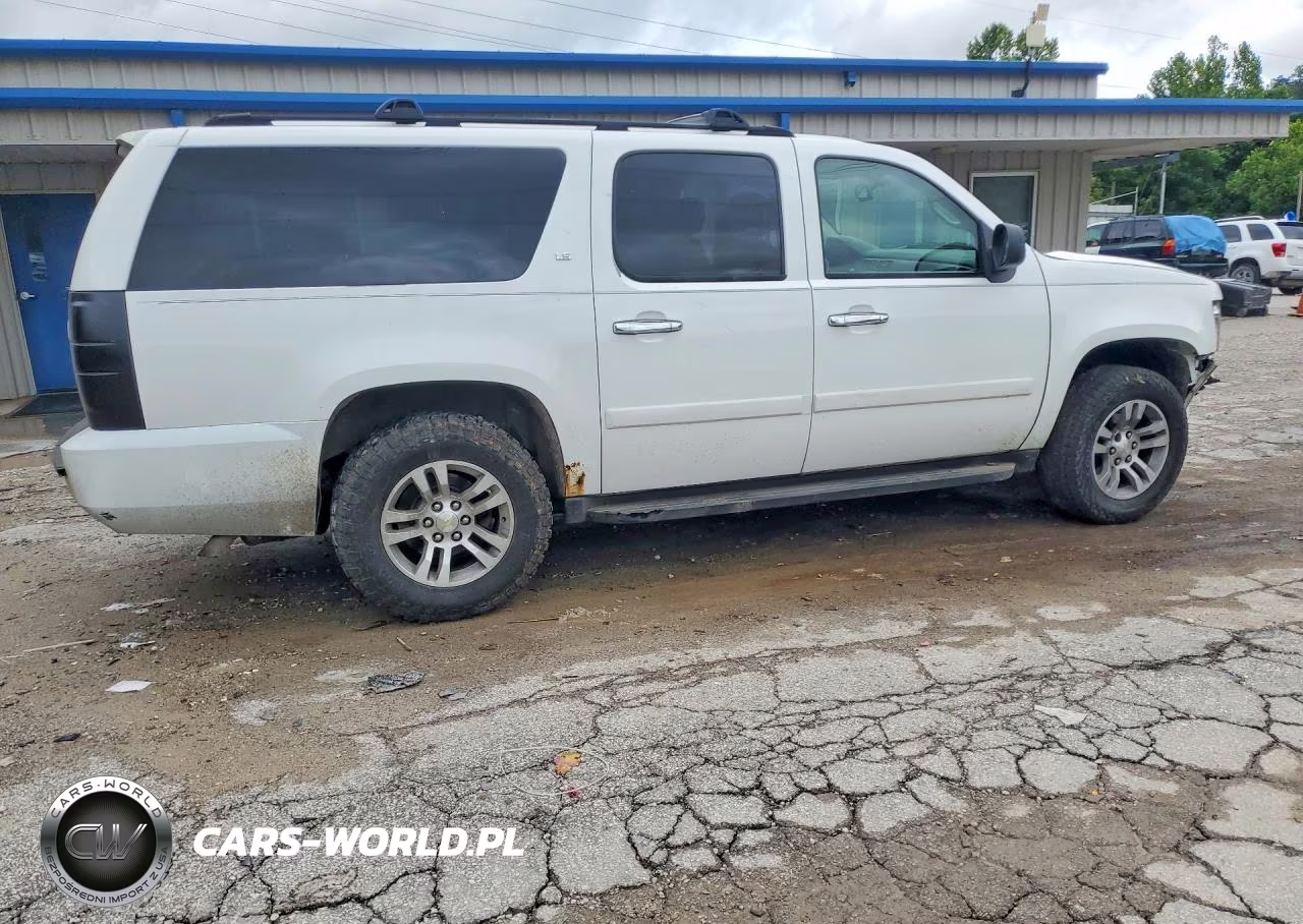 2007 Chevrolet Suburban C1500 VIN:1GNFC16037J207833 - 3