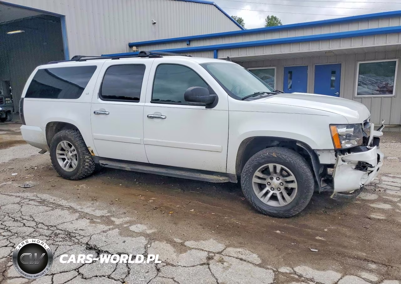 2007 Chevrolet Suburban C1500 VIN:1GNFC16037J207833 - 4