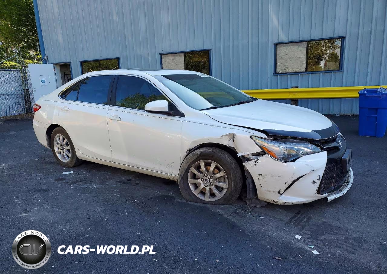 2016 Toyota Camry Xse VIN:4T1BF1FK9GU172628 - 4