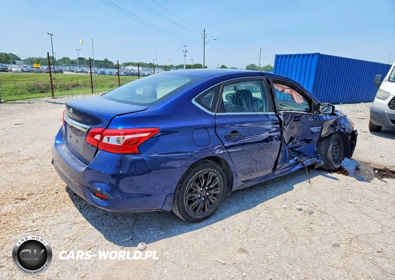 2018 Nissan Sentra S VIN:3N1AB7AP6JY303684 - 3