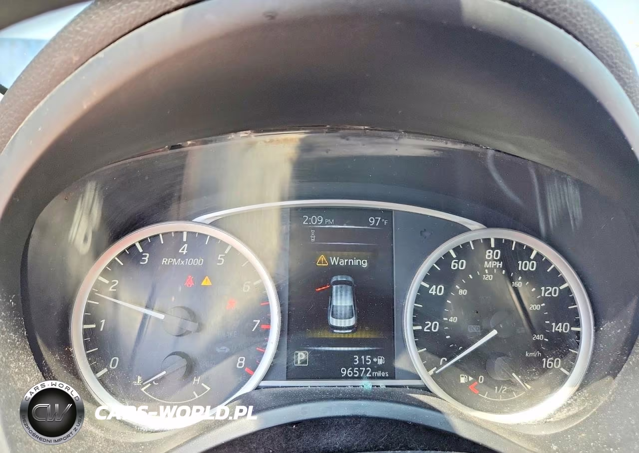 2018 Nissan Sentra S VIN:3N1AB7AP6JY303684 - 9
