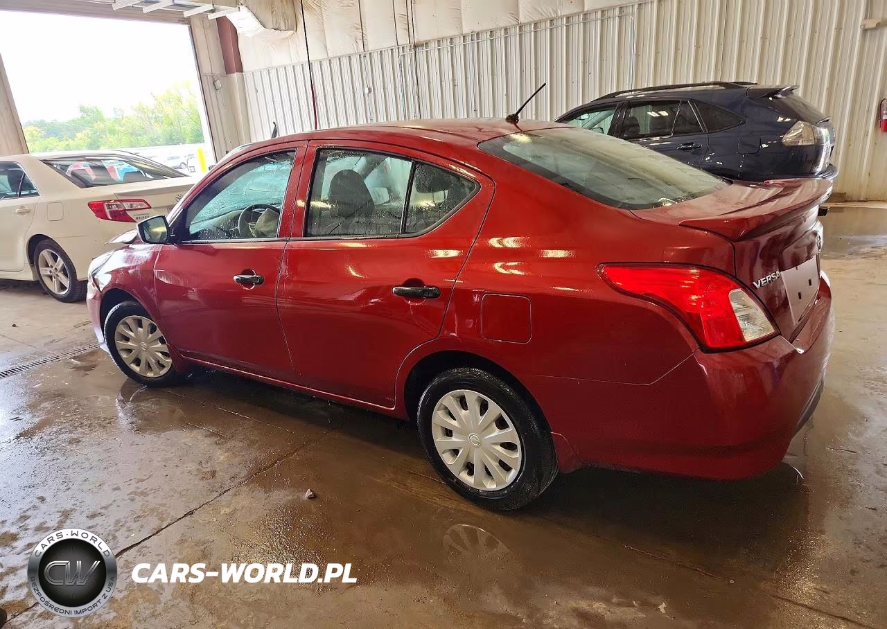 2018 Nissan Versa S Plus VIN:3N1CN7AP8JL868242 - 2