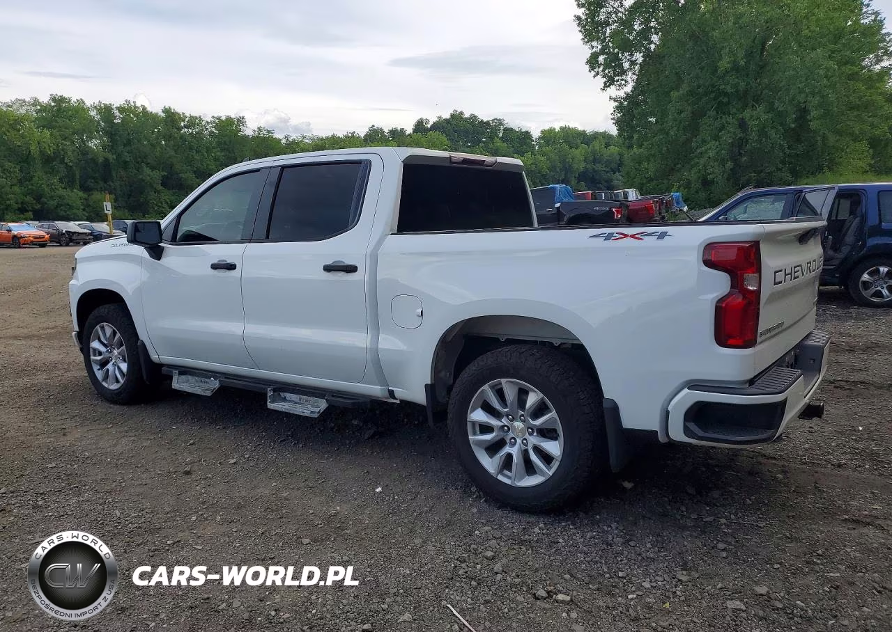 2021 Chevrolet Silverado K1500 Custom VIN:3GCPYBEKXMG295798 - 2