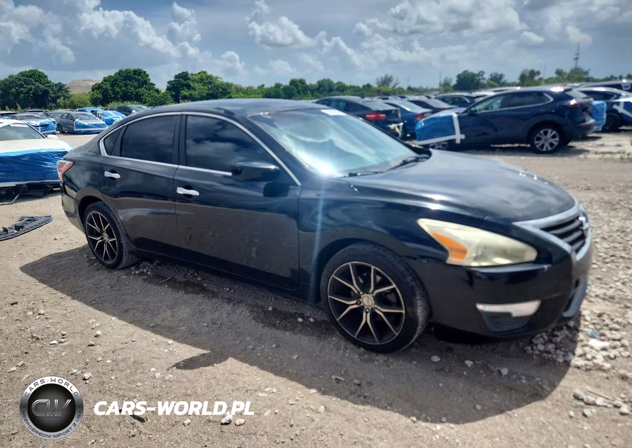 2013 Nissan Altima 2.5 VIN:1N4AL3AP0DC160656 - 4