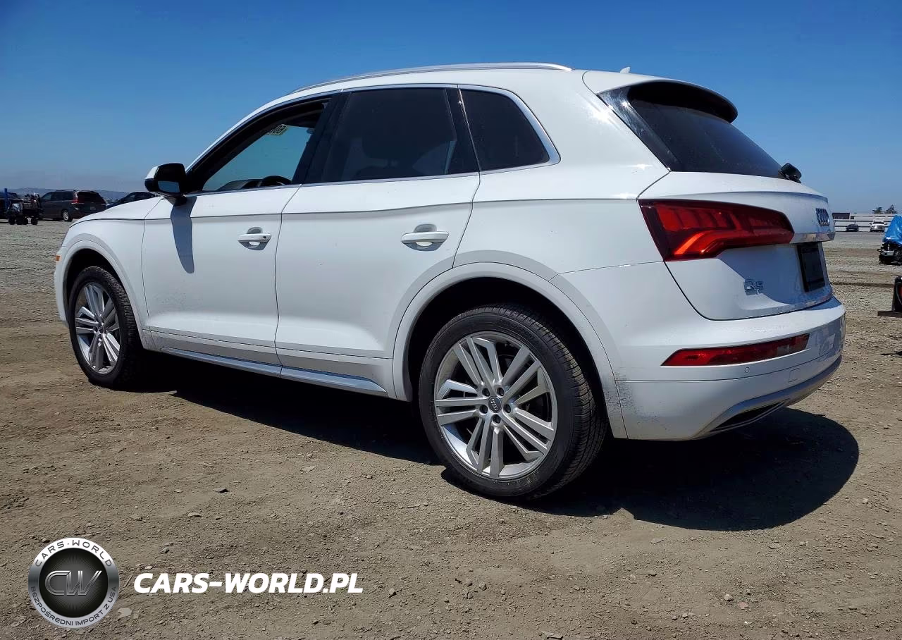 2018 Audi Q5 Premium Plus VIN:WA1BNAFY5J2247379 - 2