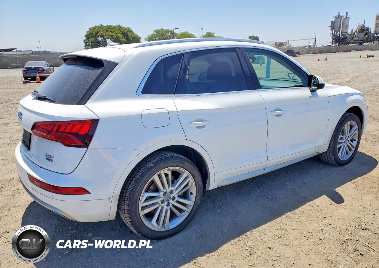 2018 Audi Q5 Premium Plus VIN:WA1BNAFY5J2247379 - 3