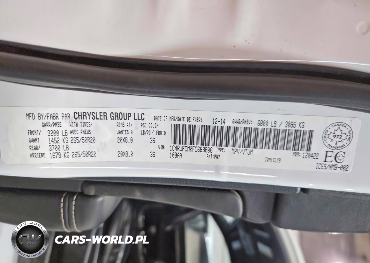 2015 Jeep Grand Cherokee Overland VIN:1C4RJFCM0FC683606 - 12