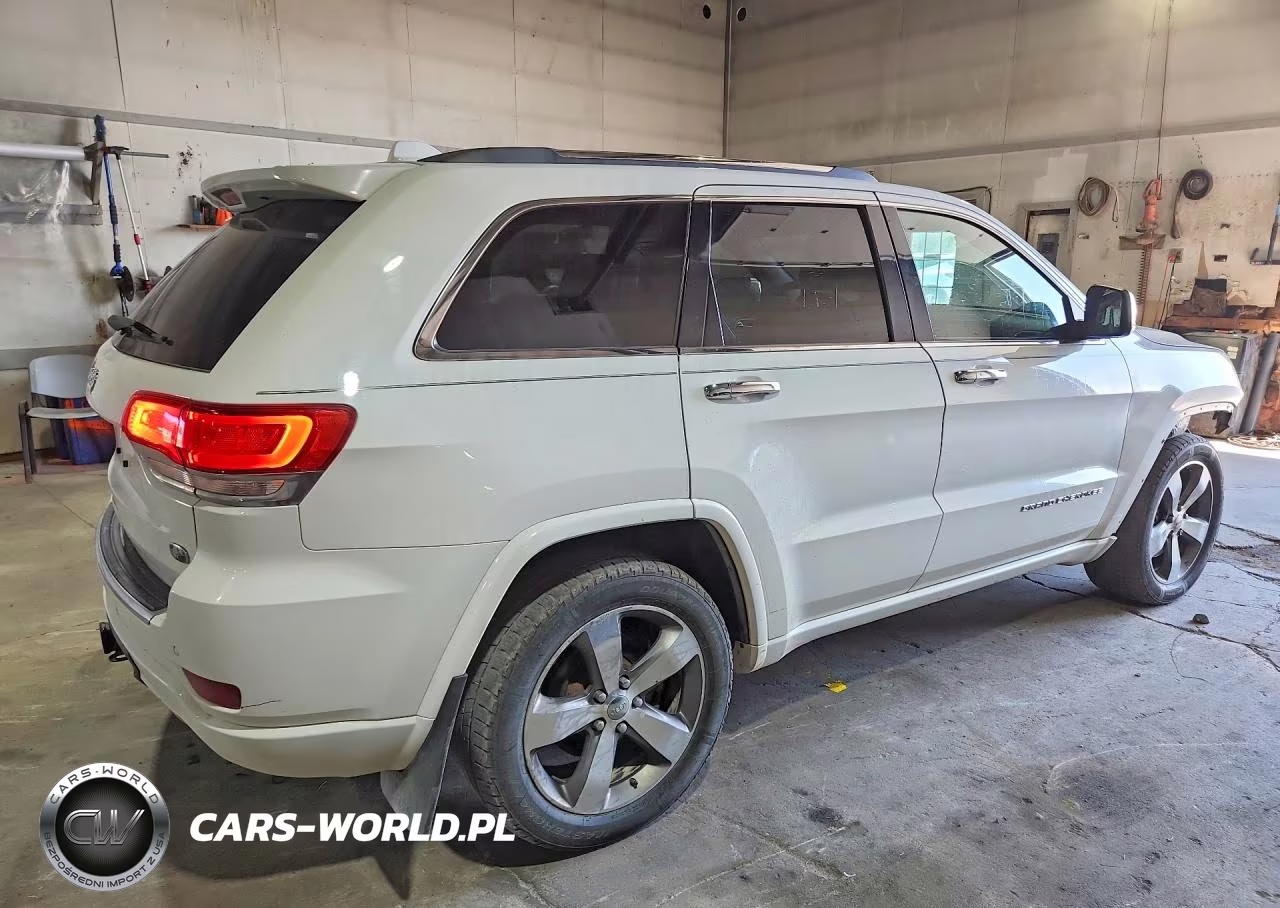 2015 Jeep Grand Cherokee Overland VIN:1C4RJFCM0FC683606 - 3