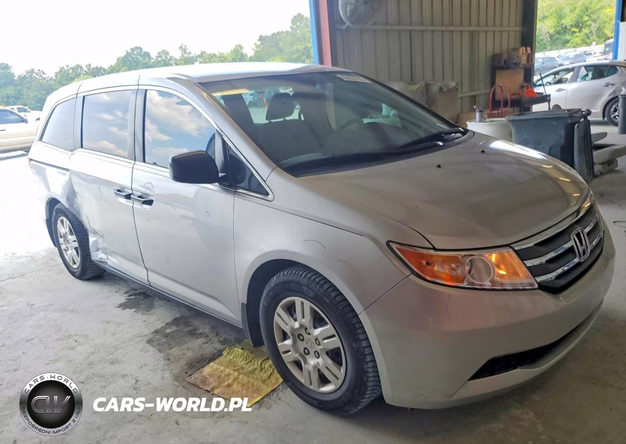 2013 Honda Odyssey Lx VIN:5FNRL5H21DB039768 - 4