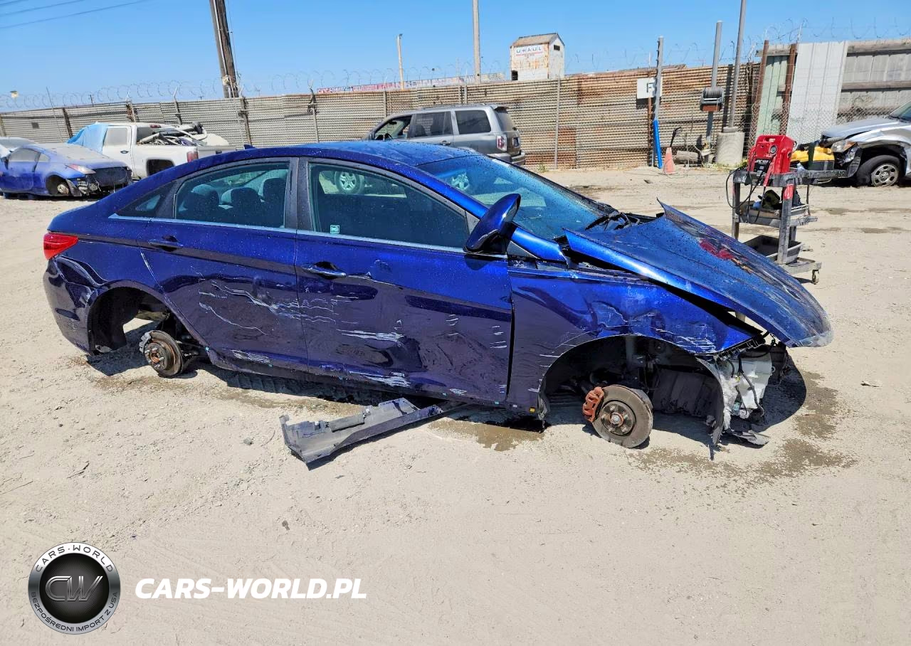 2014 Hyundai Sonata Gls VIN:5NPEB4AC8EH825648 - 4