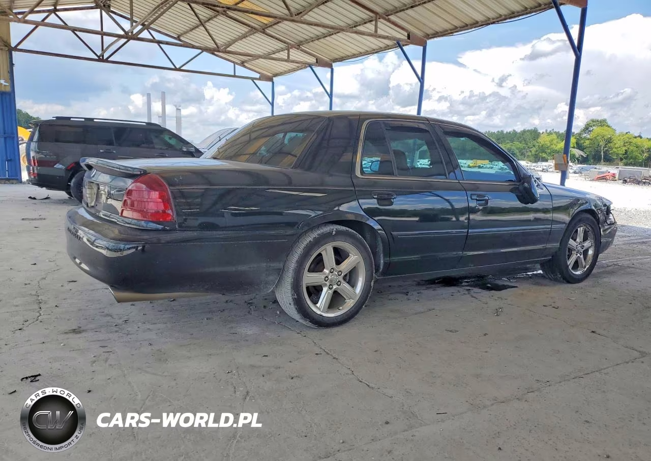 2003 Mercury Marauder VIN:2MEHM75V93X625053 - 3