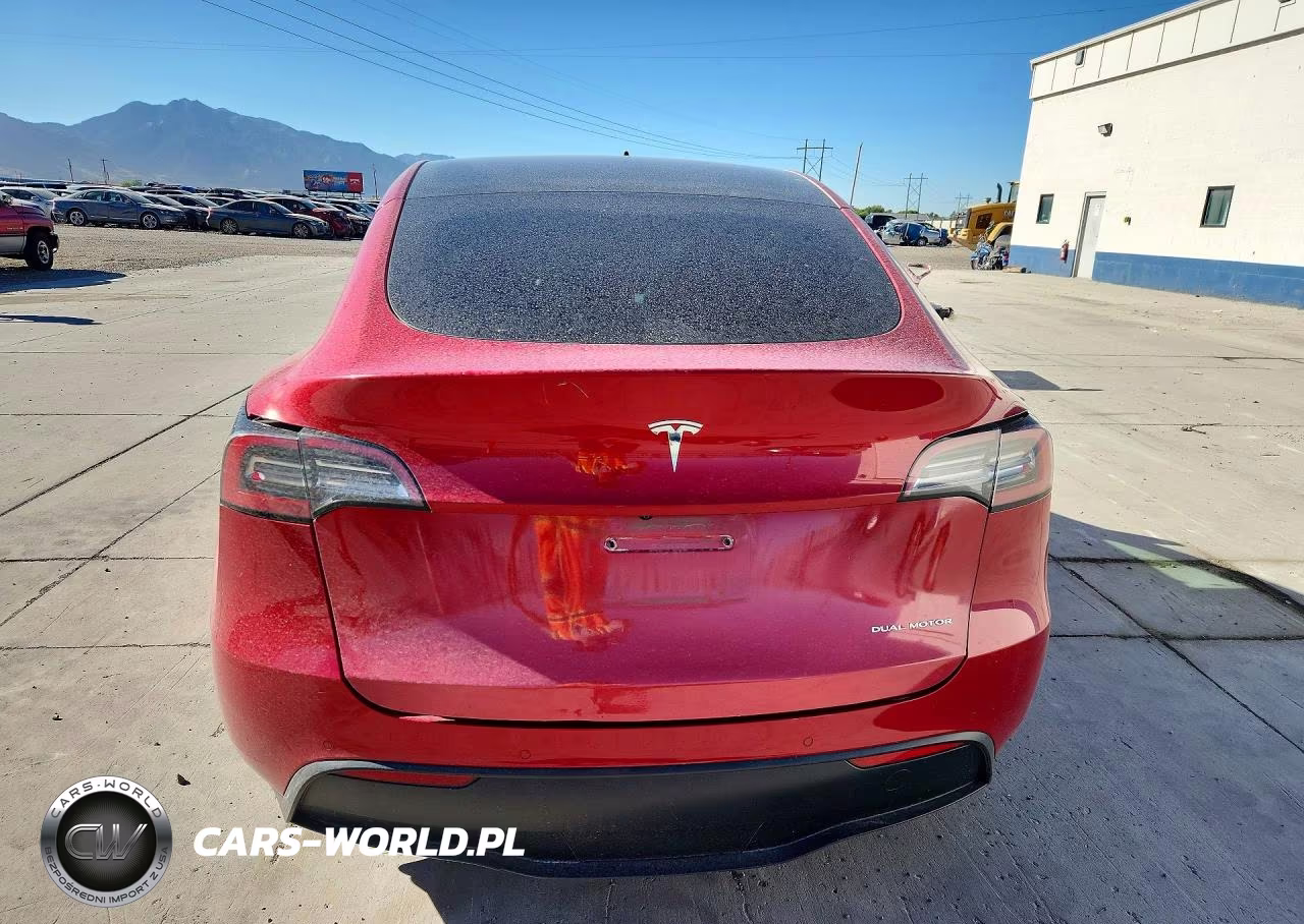 2021 Tesla Model Y VIN:5YJYGDEE4MF216273 - 6