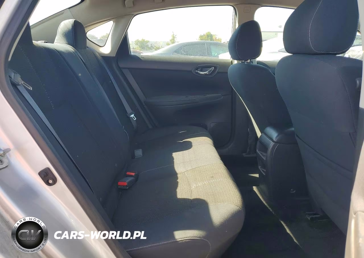 2016 Nissan Sentra S VIN:3N1AB7AP2GY306980 - 10