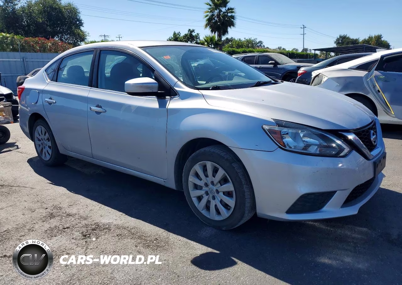 2016 Nissan Sentra S VIN:3N1AB7AP2GY306980 - 4