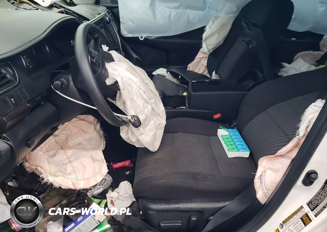 2017 Toyota Camry Le VIN:4T1BF1FK8HU338929 - 7