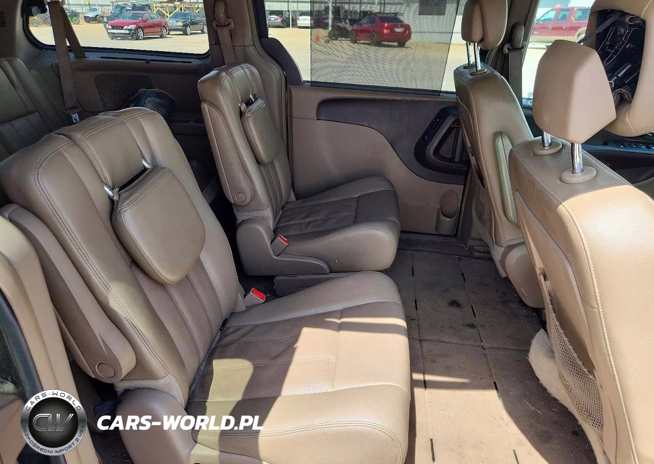 2014 Chrysler Town & Country Touring L VIN:2C4RC1CG5ER192364 - 11