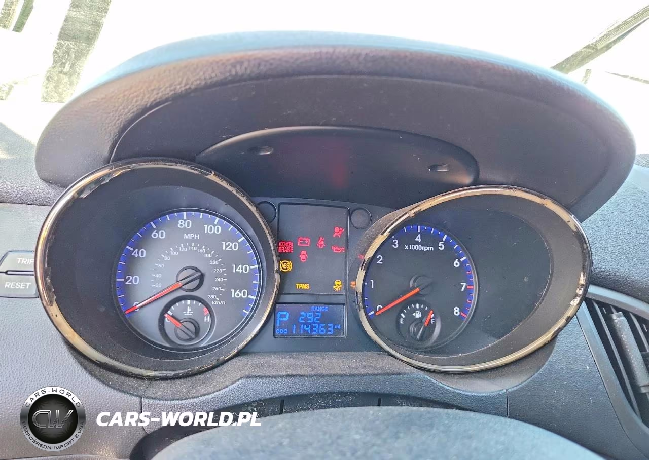 2011 Hyundai Genesis Coupe 3.8L VIN:KMHHU6KH8BU045711 - 9