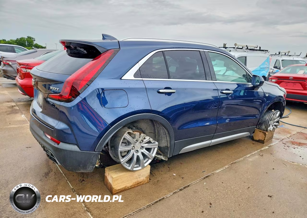 2019 Cadillac Xt4 Premium Luxury VIN:1GYFZCR47KF158692 - 3