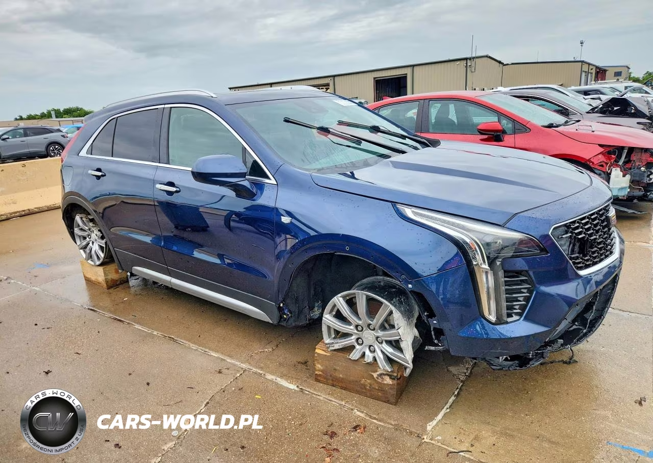 2019 Cadillac Xt4 Premium Luxury VIN:1GYFZCR47KF158692 - 4