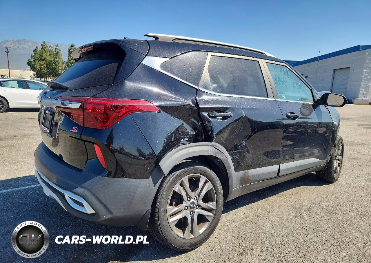 2021 Kia Seltos S VIN:KNDEUCAA5M7048772 - 3