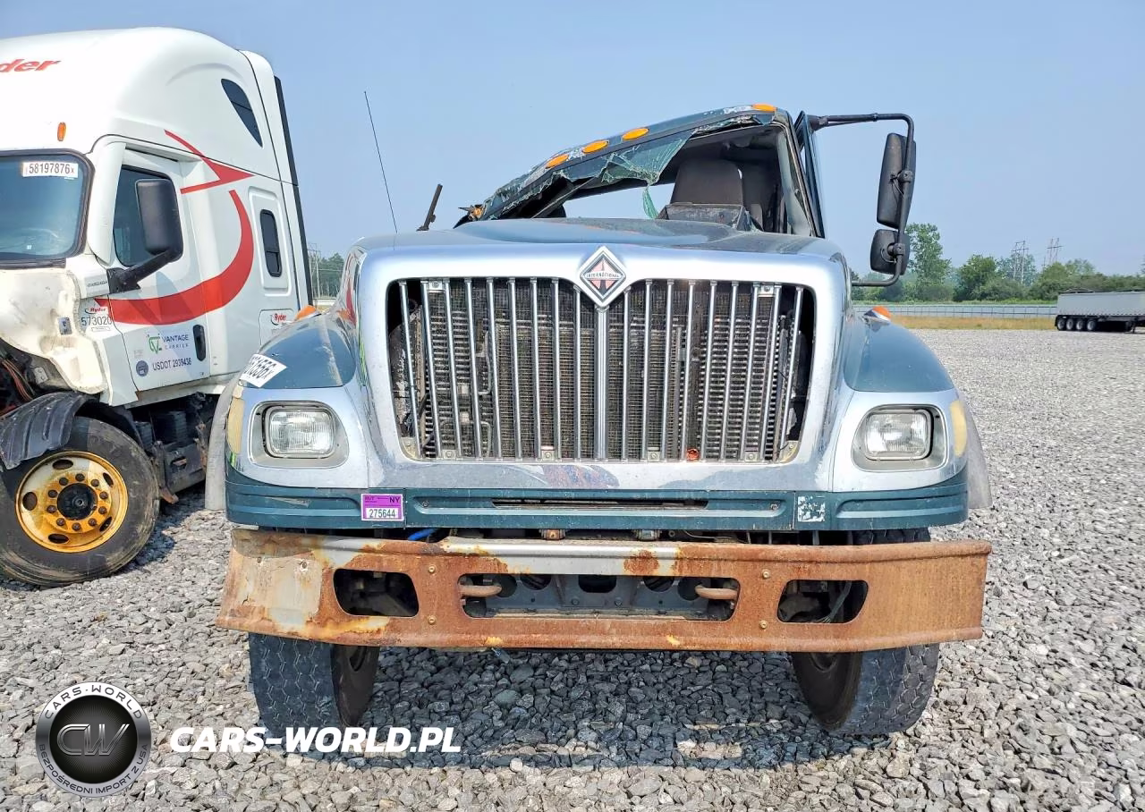 2005 International 7600 Box Truck VIN:1HTWYSAR45J162598 - 5