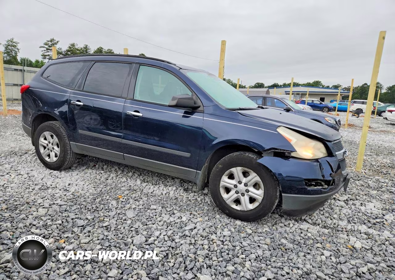 2011 Chevrolet Traverse Ls VIN:1GNKRFED8BJ400762 - 4