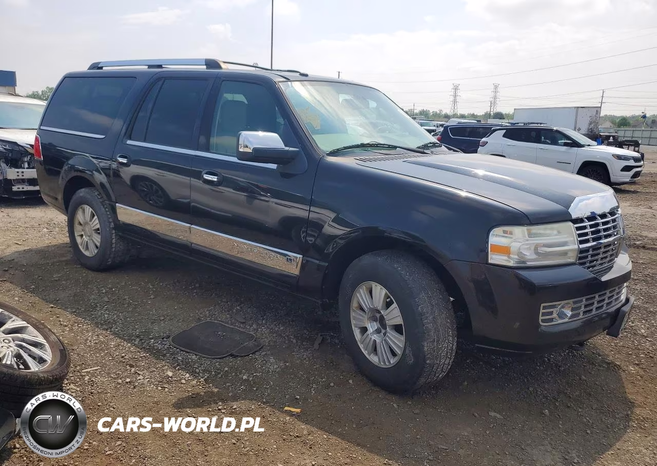 2011 Lincoln Navigator L VIN:5LMJJ3J51BEJ04797 - 4