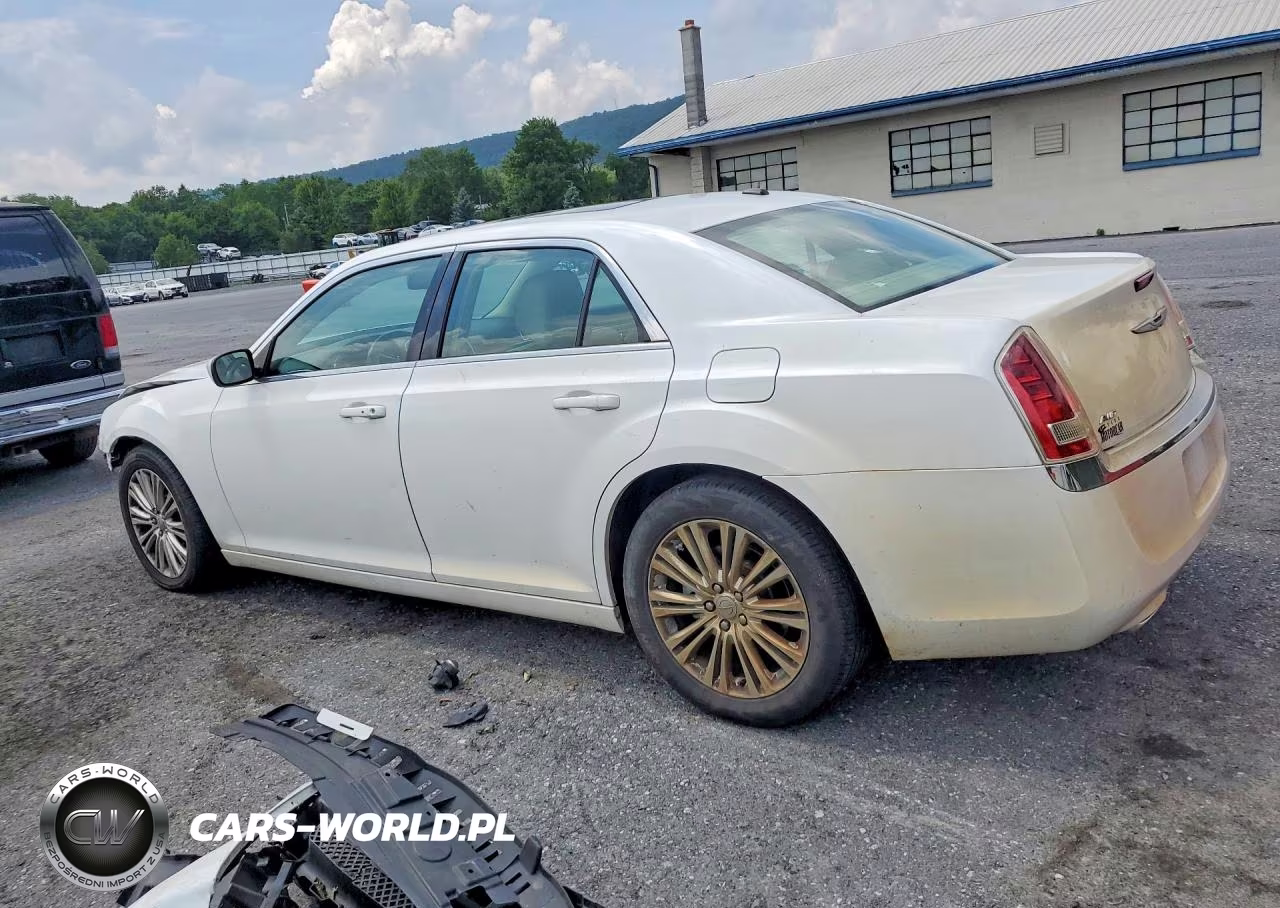2013 Chrysler 300 VIN:2C3CCARG3DH560028 - 2