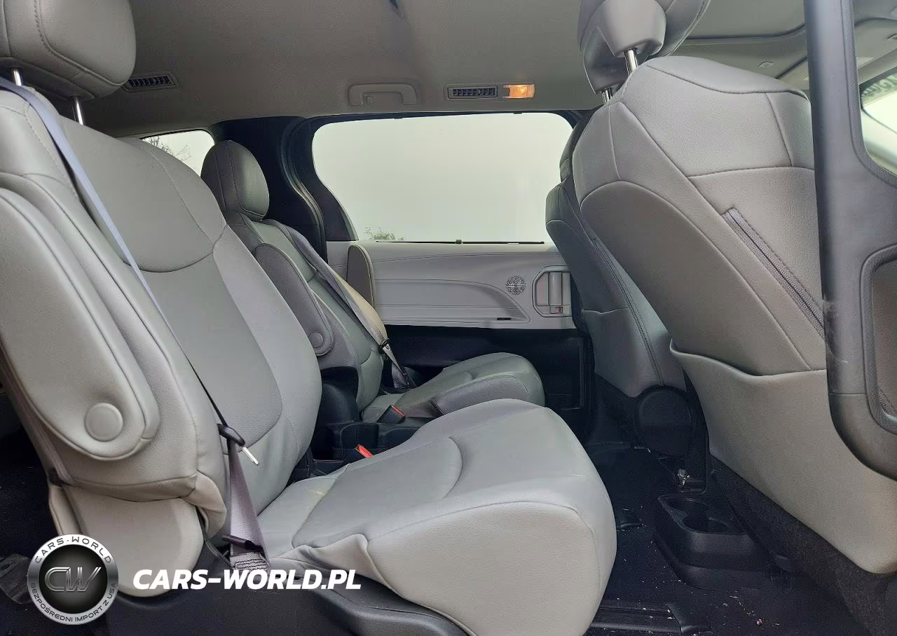 2025 Toyota Sienna Xle 7-Passenger VIN:5TDJSKFC4SS182037 - 11