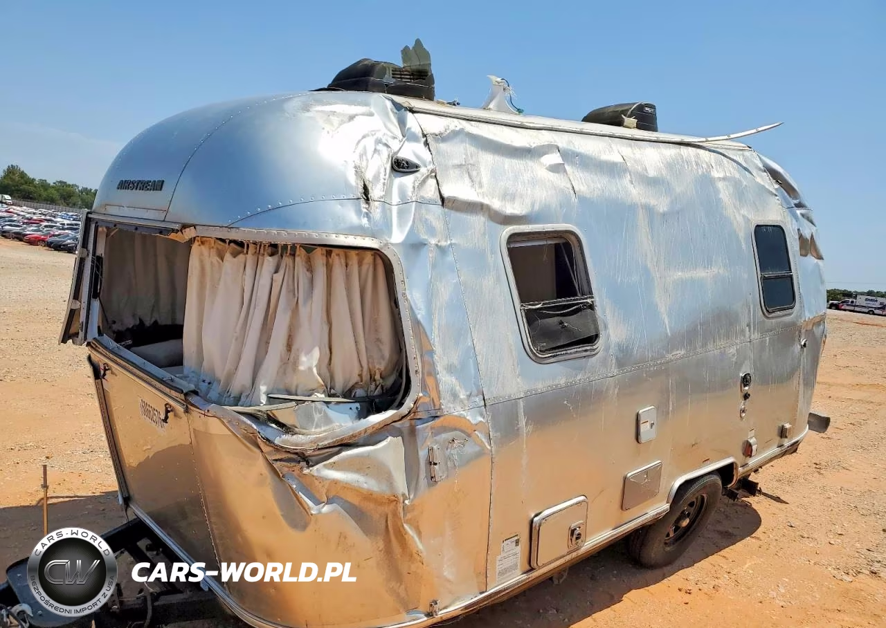 AIRSTREAM CAMPER VIN:1STCMAA11MJ557385 - 7
