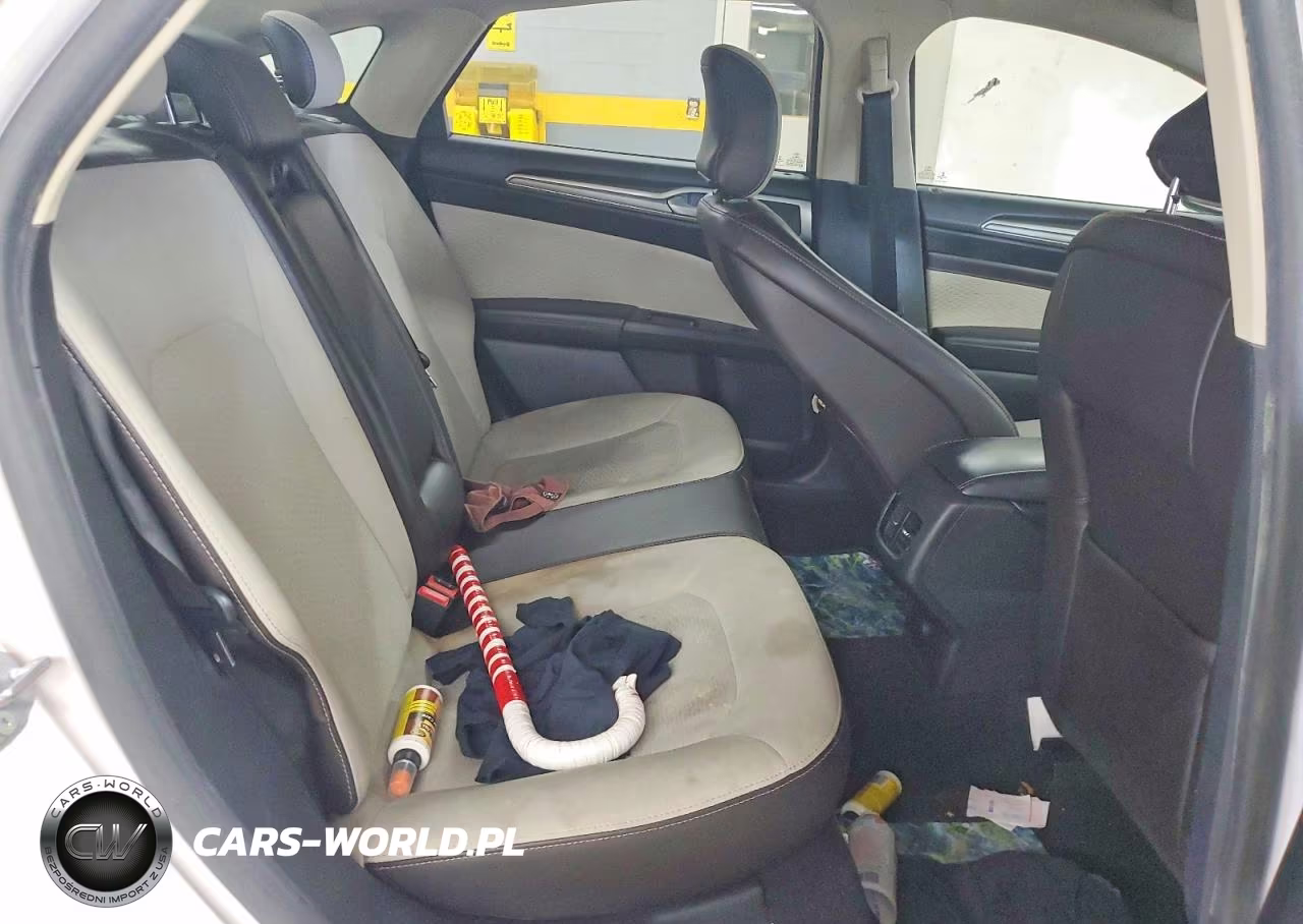 2019 Ford Fusion Se VIN:3FA6P0HD1KR111520 - 10