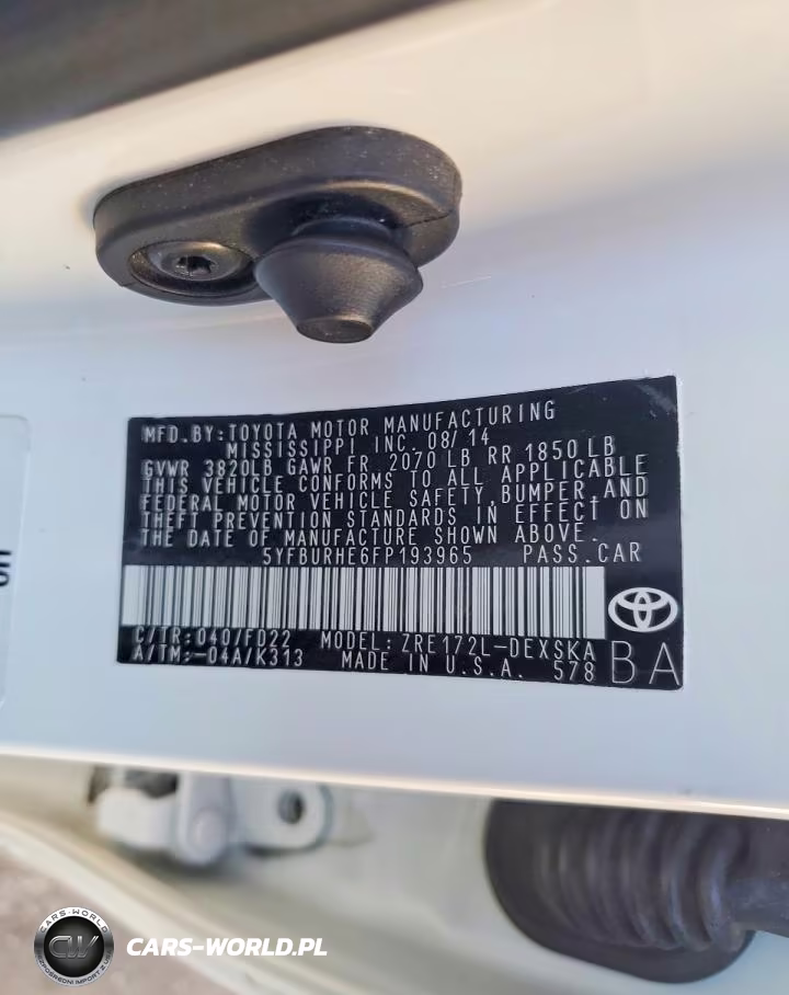2015 Toyota Corolla S Plus VIN:5YFBURHE6FP193965 - 12