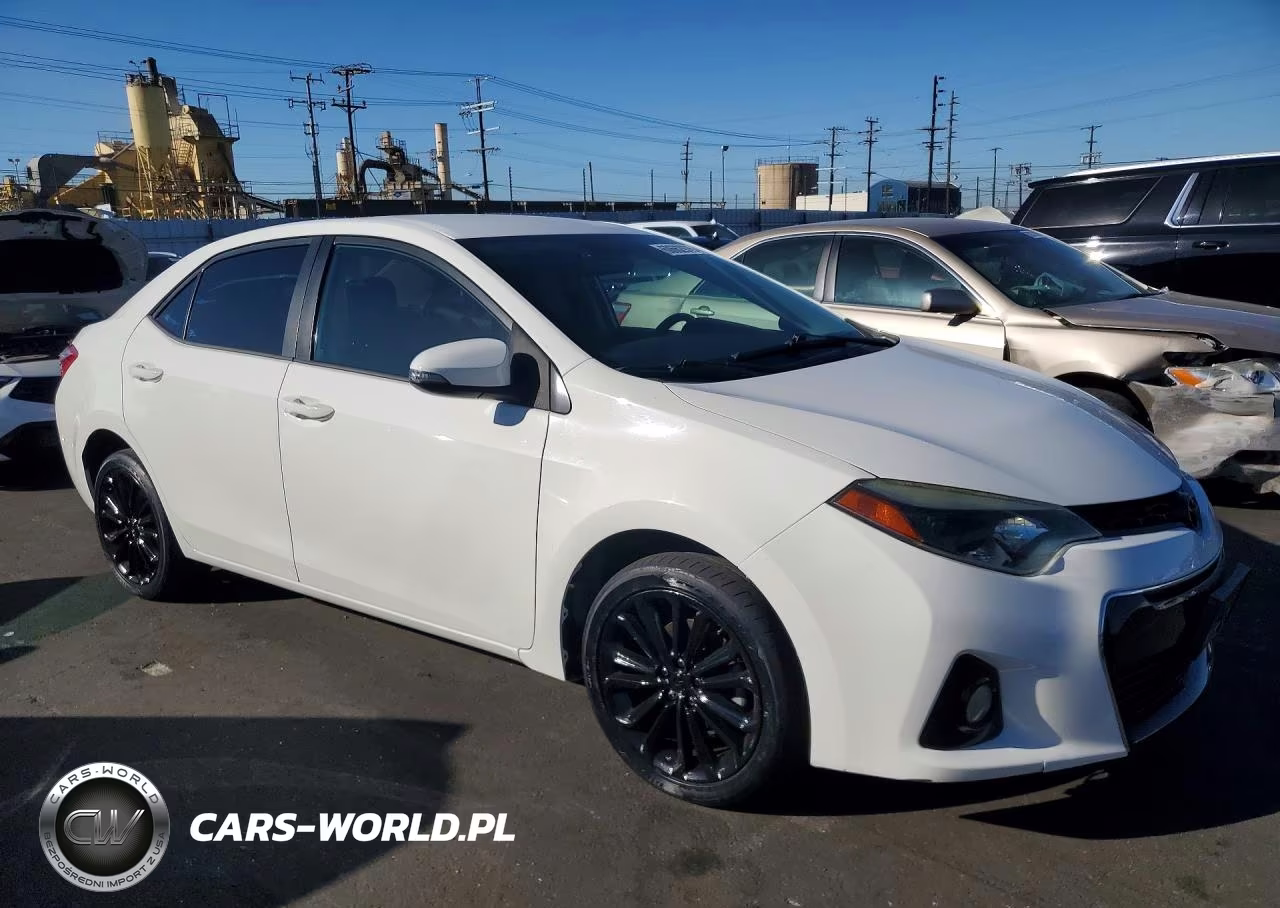 2015 Toyota Corolla S Plus VIN:5YFBURHE6FP193965 - 4