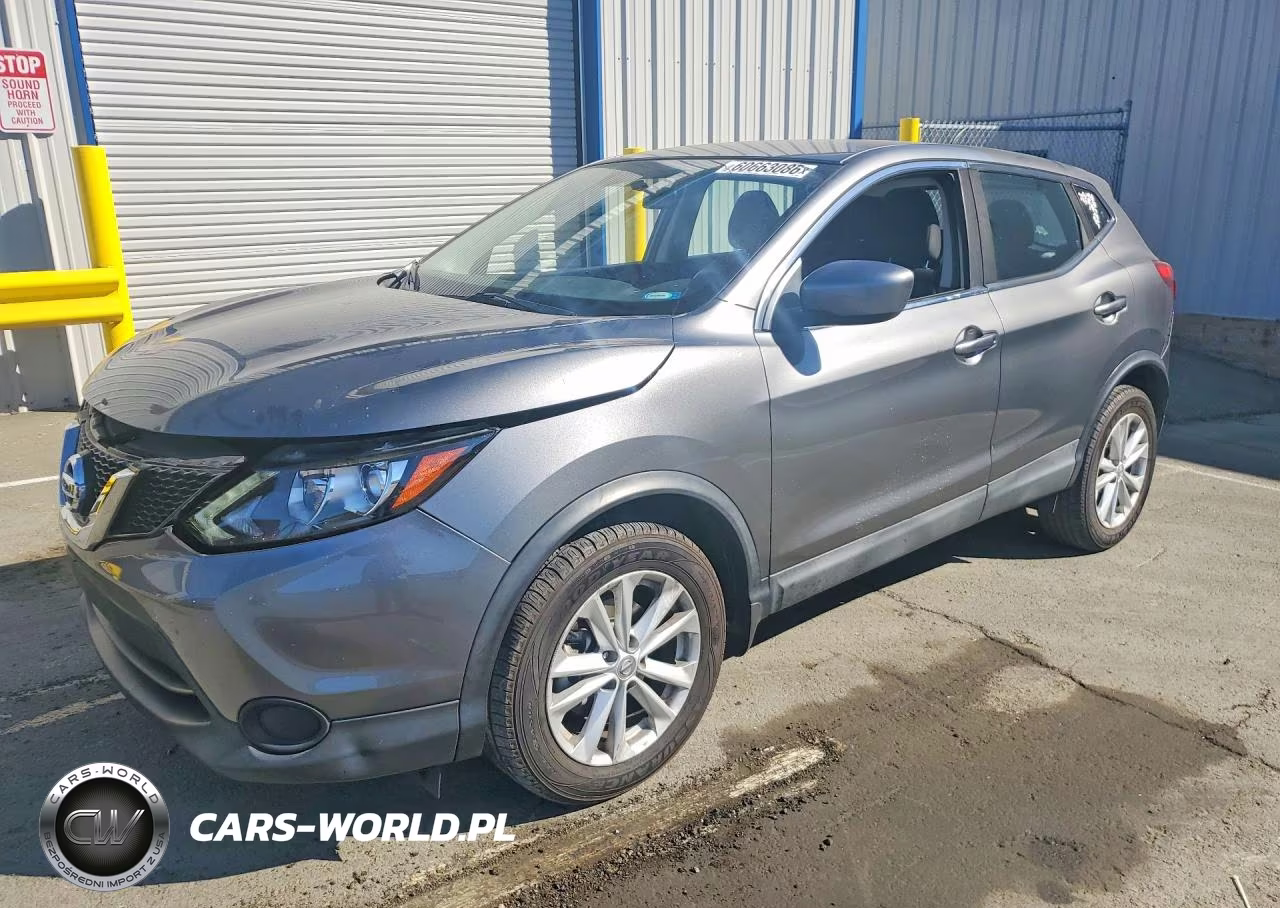 2018 Nissan Rogue Sport S – zdjęcie 1 z 13