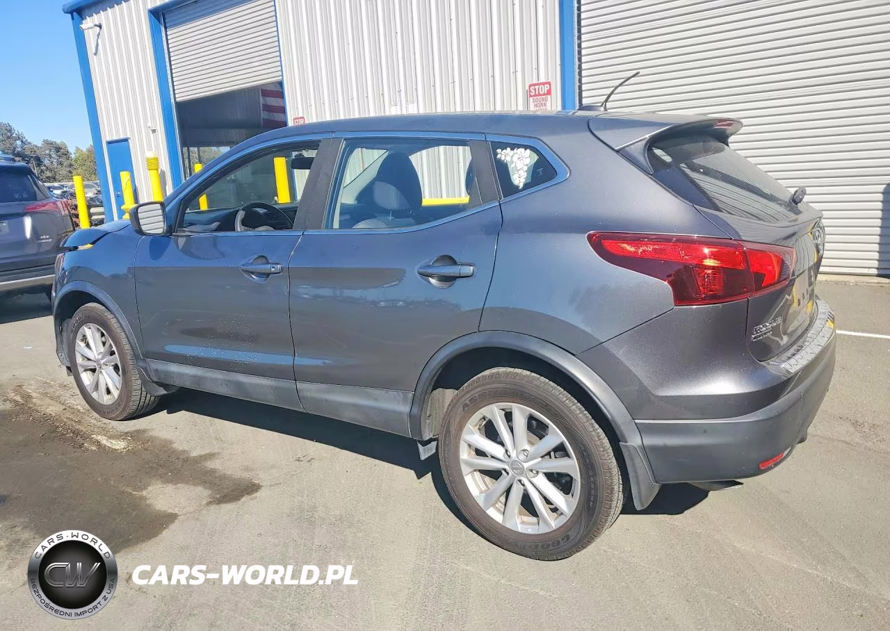 2018 Nissan Rogue Sport S VIN:JN1BJ1CP5JW105400 - 2