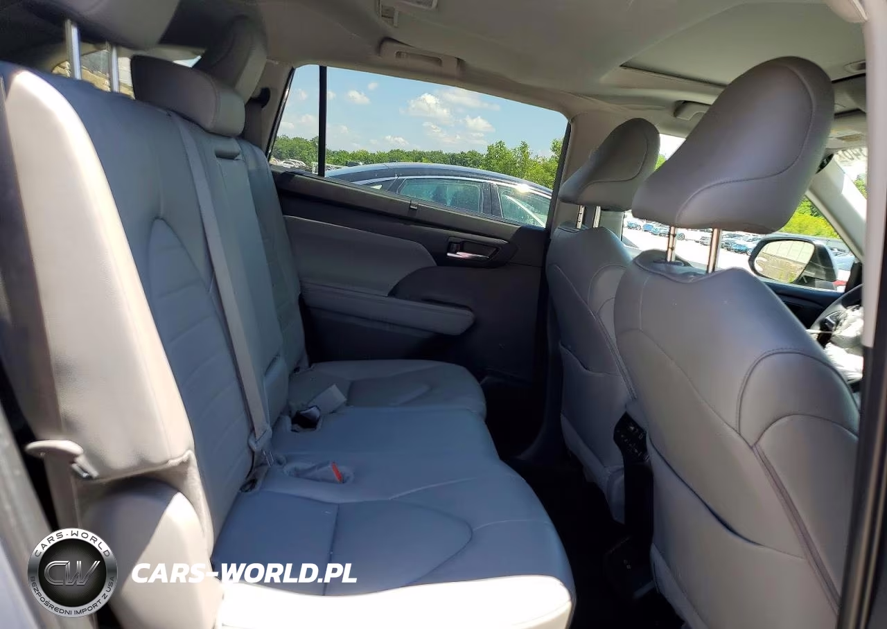 2024 Toyota Highlander Xle VIN:5TDKDRBH2RS551951 - 11