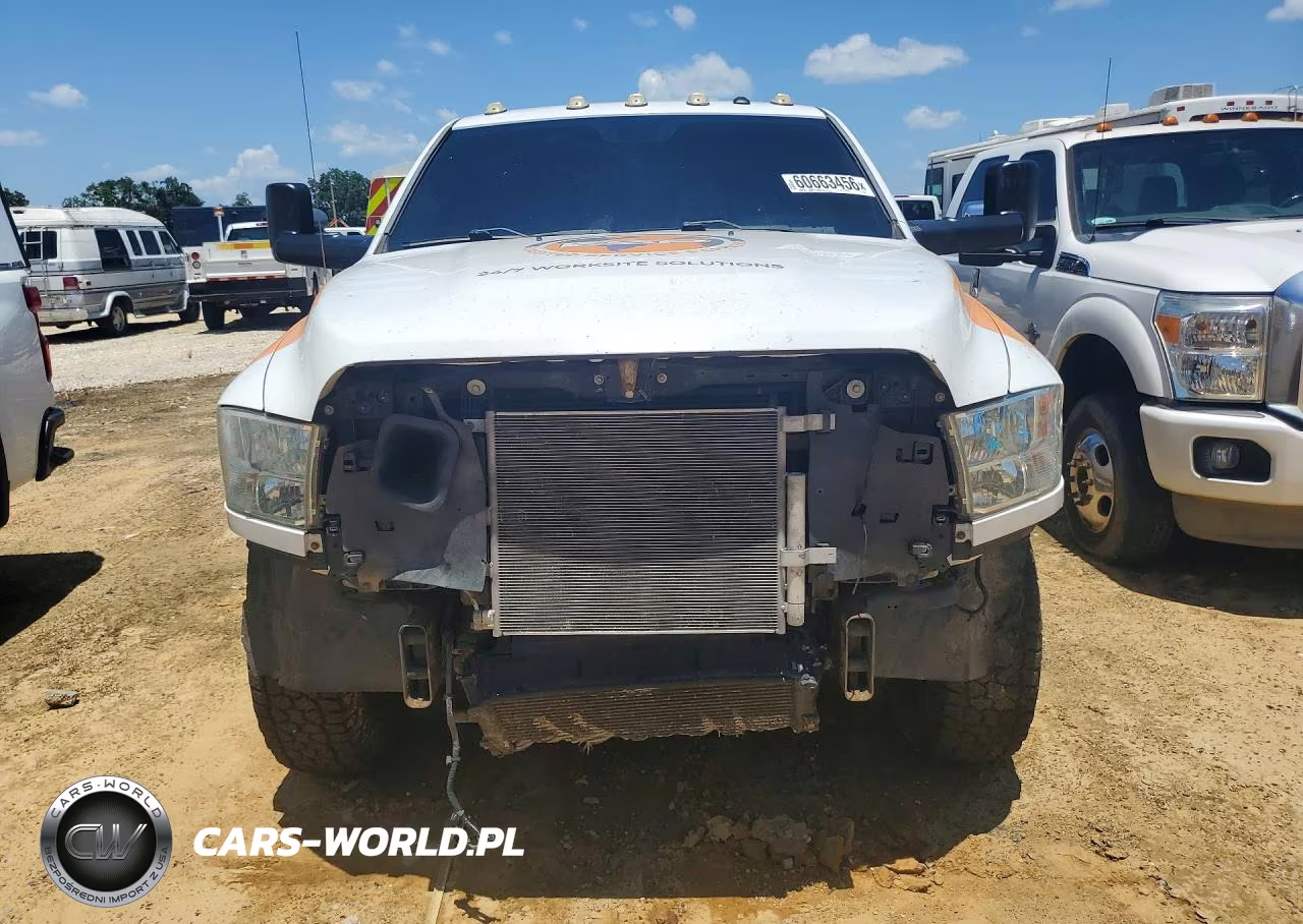 2017 Ram 3500 VIN:3C7WRTCL6HG699877 - 5