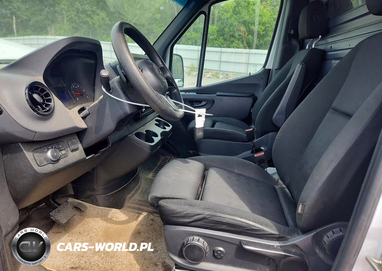2021 Mercedes-Benz Sprinter 2500 VIN:W1Y4DCHYXMT054438 - 7