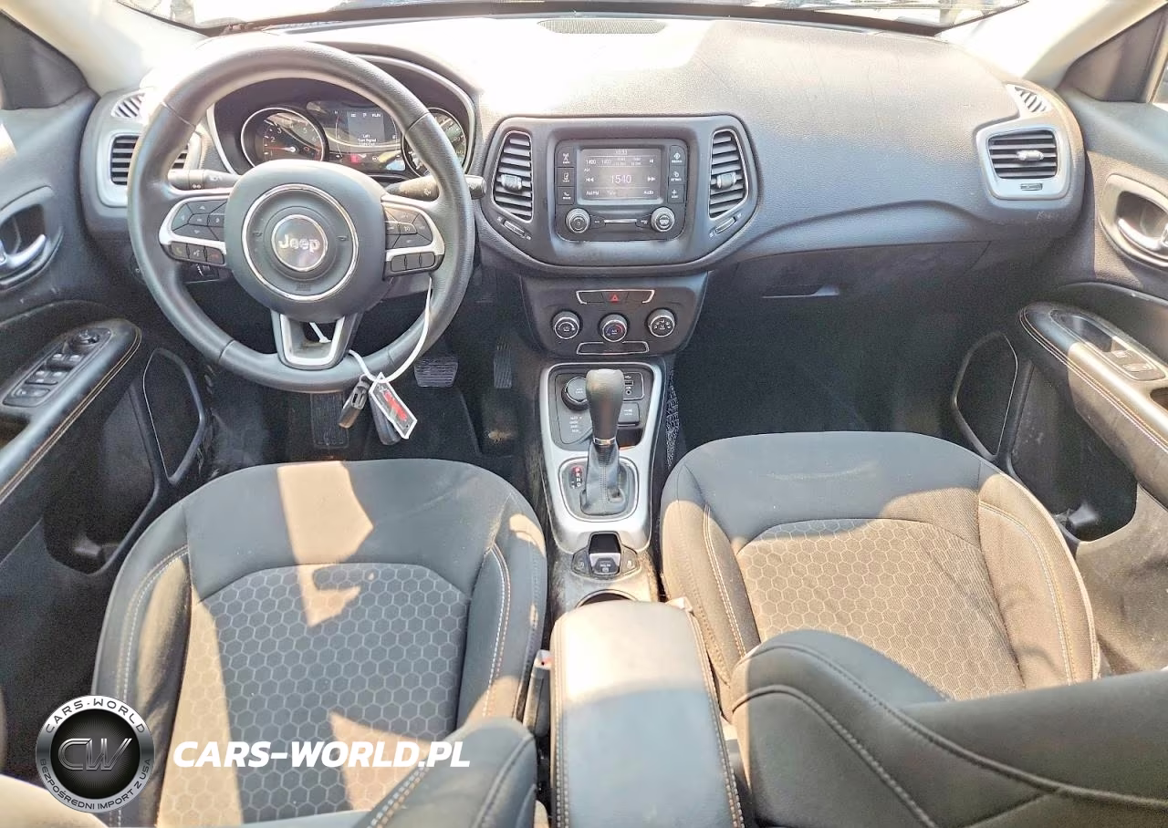 2018 Jeep Compass Sport VIN:3C4NJDAB0JT330834 - 8