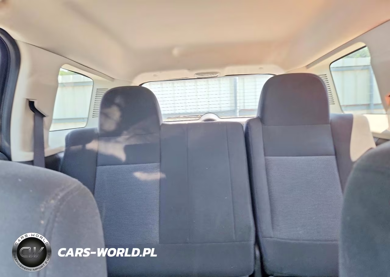 2014 Jeep Patriot Latitude VIN:1C4NJRFB3ED762173 - 10