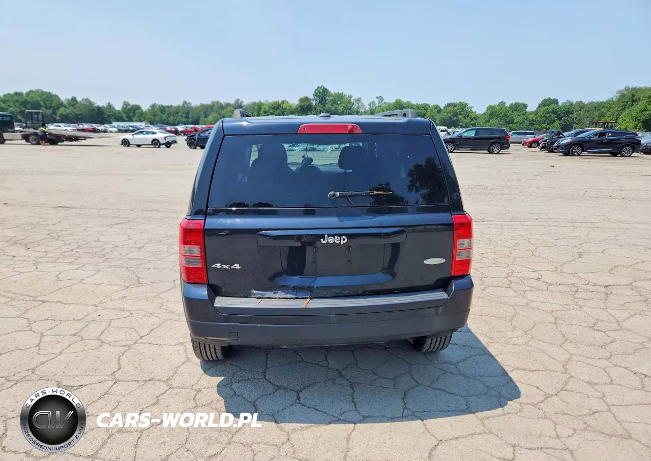 2014 Jeep Patriot Latitude VIN:1C4NJRFB3ED762173 - 6