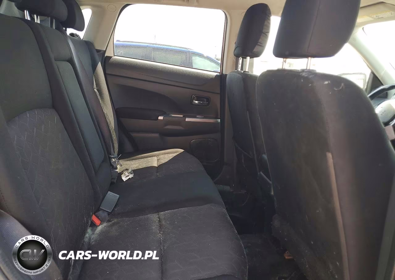2021 Mitsubishi Outlander Sport Es VIN:JA4ARUAU4MU010199 - 11