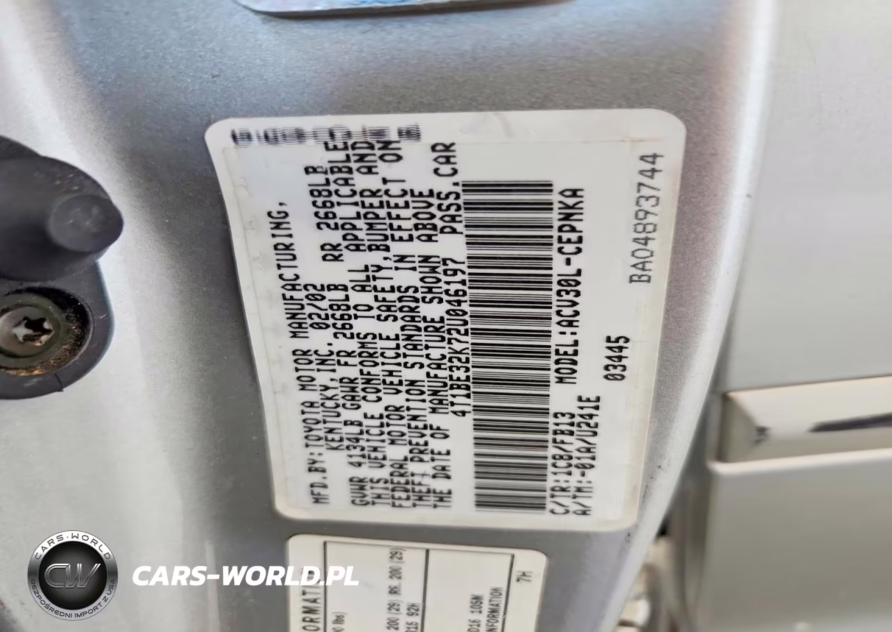 2002 Toyota Camry Le VIN:4T1BE32K72U046197 - 12