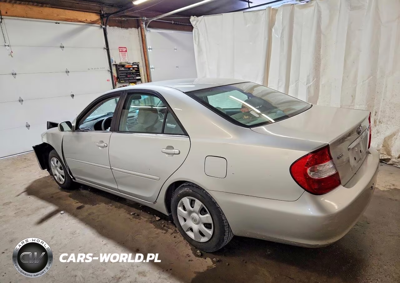 2002 Toyota Camry Le VIN:4T1BE32K72U046197 - 2