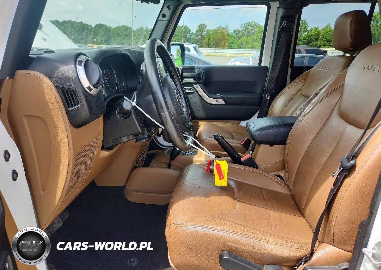 2018 Jeep Wrangler Unlimited Sahara VIN:1C4HJWEG1JL841236 - 7