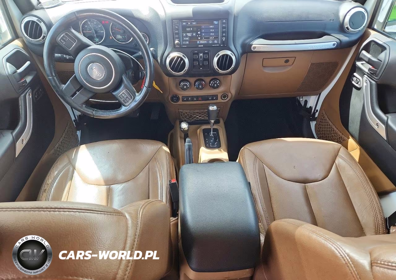 2018 Jeep Wrangler Unlimited Sahara VIN:1C4HJWEG1JL841236 - 8